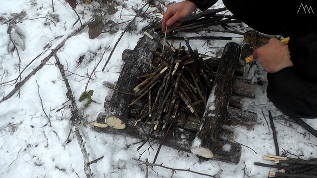 СКАЛА МОЛОТОК - одиночный поход с ночевкой в зимнем лесу смотреть онлайн