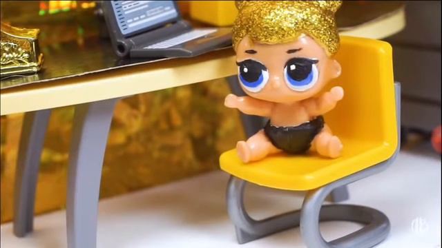 Новое видео на канале на пишете в каментария какой это канал смотреть онлайн