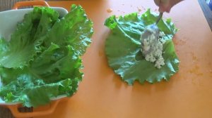 Листья салата с начинкой