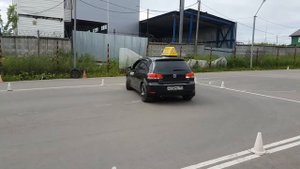 Разворот в ограниченном пространстве | Рус-Авто Автошкола