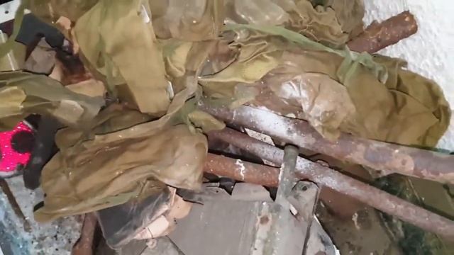 КУПИЛ СТАРЫЙ ГАРАЖ...А ТАМ СТОЛЬКО ХЛАМА из 90-х. Часть 2. смотреть онлайн