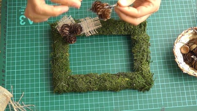 Рамка для фото с декором из мха. Мастер-класс смотреть онлайн