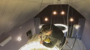 Установка люстр и светильников.