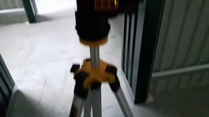 DeWalt Laser  DW0822 + DE0881