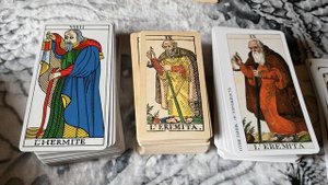 Обзор новинки - Таро Пьяченцы (Tarocchi Piacentini by Lo Scarabeo) и серии колод Anima Antiqua