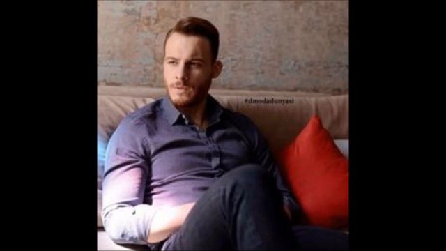 ¿Por qué Kerem Bürsin criticó a sus colegas? смотреть онлайн