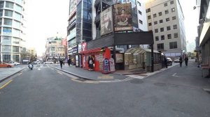 Dongdaemun street  Market from Cheonggyecheon.