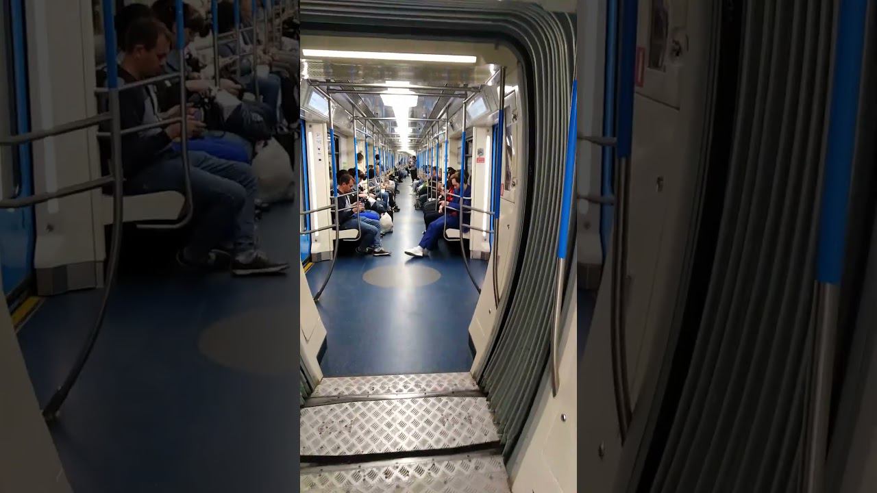 Ничего особенного,просто московская электричка...