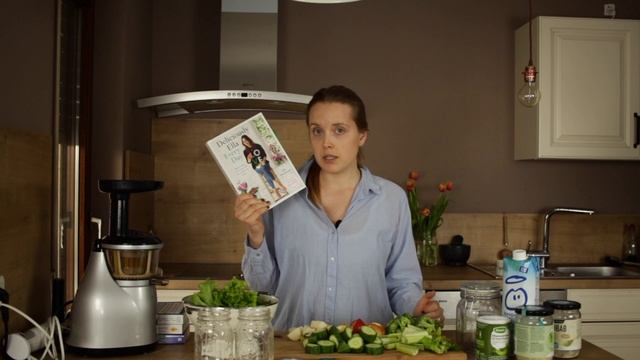 ЗДОРОВОЕ ПИТАНИЕ: 4 КНИГИ, КОТОРЫЕ ИЗМЕНЯТ ВАШЕ ОТНОШЕНИЕ К ЕДЕ смотреть онлайн