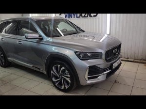 Geely Monjaro - забронировали полиуретановой плёнкой переднюю часть и все зоны риска повреждения