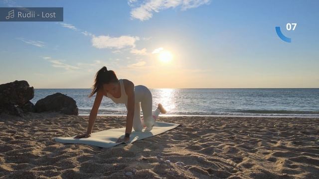 Фитнес дома Тренировка ягодиц с резинкой PROGRAM GYMNATRIX BE MODEL 02 (BOOTY WORKOUT)