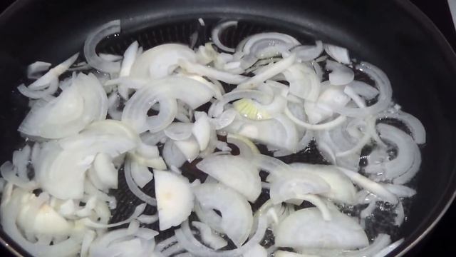 САЛАТ НА ПРАЗДНИЧНЫЙ СТОЛ БЕЗ МАЙОНЕЗА ИЗ ПЕЧЕНИ И ФАСОЛИ! ОЧЕНЬ ВКУСНЫЙ РЕЦЕПТ!вкусный рецепт,