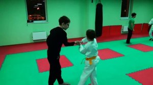 Ки-АйКиДо для детей. Техника "Сихо наге".