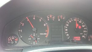 Audi A6 C5 - тест приборной панели