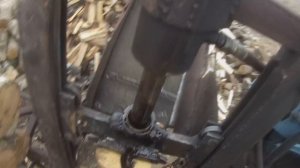 Колим дрова без остановки. Дровокол и Т-40.