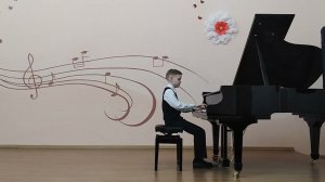 Руднев Матвей, 4 класс Г.В. Свиридов "Веселый марш"