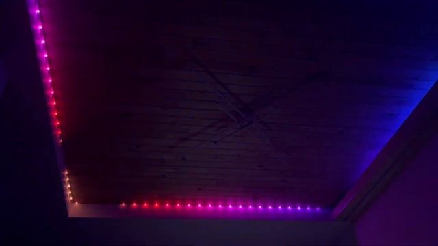 Умная светодиодная гирлянда RGB 10м 100 LED | Цветная гирлянда с управлением по телефону | Обзор