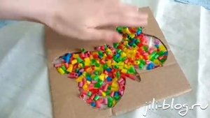 Необычная поделка из коктейльных трубочек