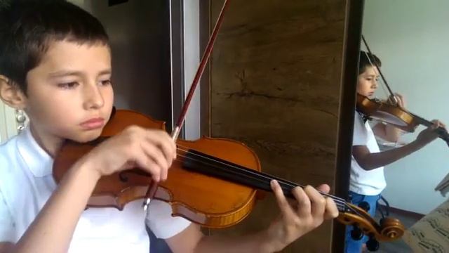 Warm up with Schradieck - slur 4 notes per bow смотреть онлайн