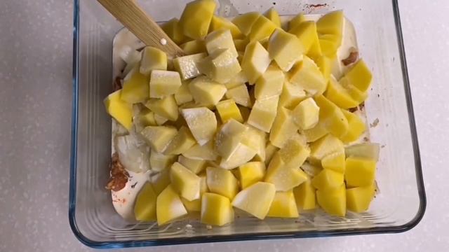 Вкусная курочка с картошкой и сыром в духовке. Готовим вместе! Вот это Кухня!