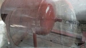 Переделал,  доильный аппарат ,,Лидер,, с одним бидоном, под два бидона.