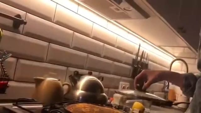 MEL готовит: СЫРНИК в ЧЕТВЕРТЬ МЕТРА смотреть онлайн