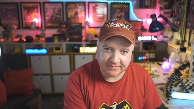 Raspberry Pi 4 Desktop Kit Unboxing смотреть онлайн