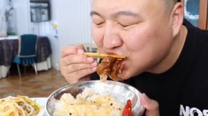 Stir-fried 2.5kg Pig Intestines With Chili, Fat But Not Greasy, Super Satisfying | Mukbang