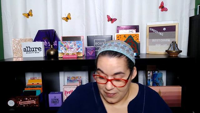 Birchbox May 2021 beauty subscription beauty unboxing.
