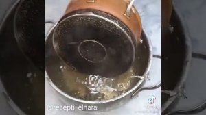 Супер полезный лайфхак - как удалить любую накипь и гряз с кастрюль и сковородок Просто и эффективн