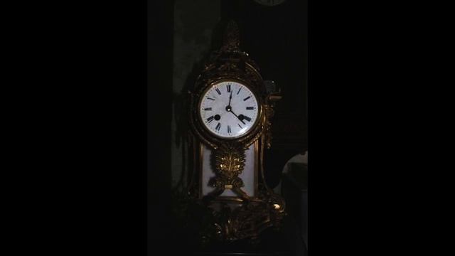 Пугающие мистические истории. Выпуск #22 [Старинные часы] смотреть онлайн