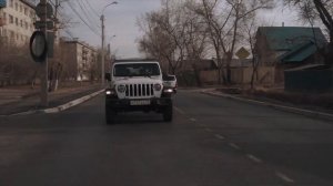 JEEP WRANGLER - Пластмассовый мир победил?