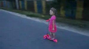 трёхколесный самокат с подсветкой колёс