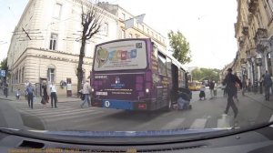 Авария. Автобус сбил ребенка. Слабонервным не смотреть. СМЕРТЕЛЬНОЕ ДТП