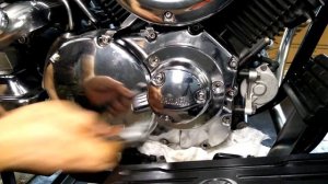 #Yamaha xvs 1100 #Гаражные будни. Меняем масло и фильтр в двигателе + бонус)
