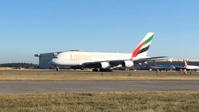 A380 takeoff and landing at Heathrow from Heathrow Tours [UPDATED] смотреть онлайн