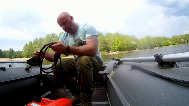 Лодочный мотор SUZUKI 9.9 BS. АНТЕЙ 420 Установка, первый запуск, начало обкатки. смотреть онлайн