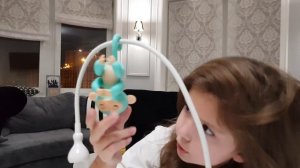 Fingerlings интерактивная обезьянка игрушка.Что умеет обезьянка?Что подарить ребенку?Модные игрушки