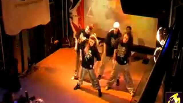 Dance Performance "Metro show" - Mid crew | Choreographed by Olga Skripka, Evgene Ksenofontov смотреть онлайн