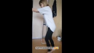 САНЯ БЫК В ГОСТЯХ У ОЛЕГА МОНГОЛА / КАТЯ ТАНЦУЕТ
