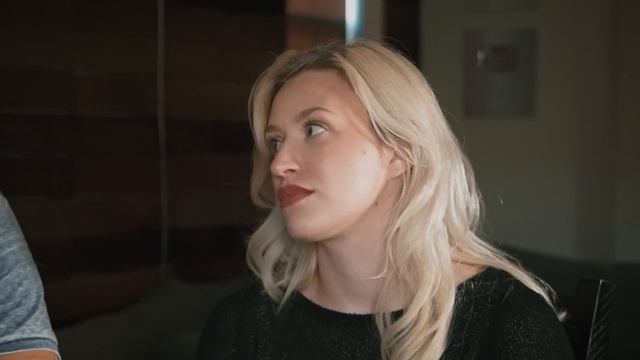 exposing girls w/ hidden eye tracker смотреть онлайн