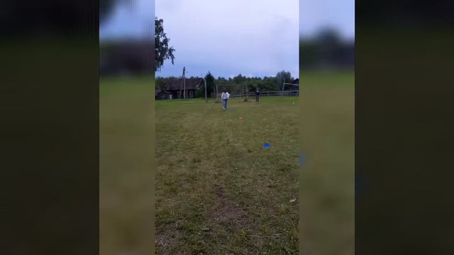 Ч. 6 ПОДАРОК ДЛЯ ТАЙНОГО ДРУГА!/ ЛЕРА ЗА МНОЙ СЛЕДИТ!!!!?? смотреть онлайн