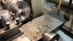 РЕМОНТ ДОРОЖНОЙ МАШИНЫ КДМ (восстановление вала пескоразбрасывателя)!!!