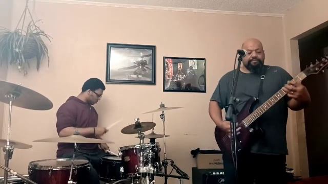 Schecter 006 Elite/Yamaha Stage Custom Birch..Sun n Eye - Not So Much смотреть онлайн