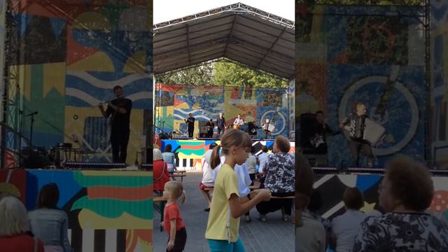 Второй день свадьбы. Парк "Воронцовские пруды". Ярилов Зной.