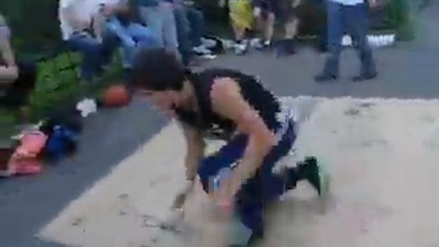 Брейкданс ул. Народного Ополчения 2005 г. #breakdance #bboying смотреть онлайн