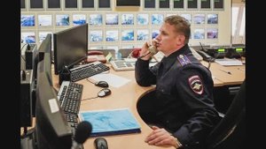 Бравый капитан-мошенник из "полиции"