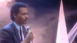 Ray Parker Jr. - Ghostbusters (LIVE) (1984) (HQ)