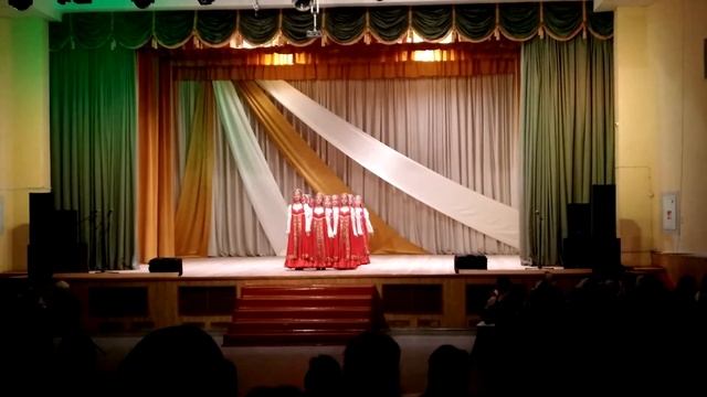 Народный хореографический ансамбль "Рассвет" - Хоровод "Душа России" смотреть онлайн