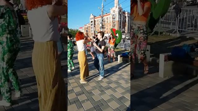 Open Air на набережной Самары. Танцуем бачату? смотреть онлайн